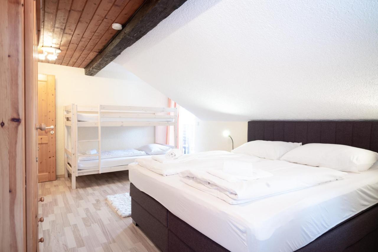 View By We Rent, Summercard Included Apartment *