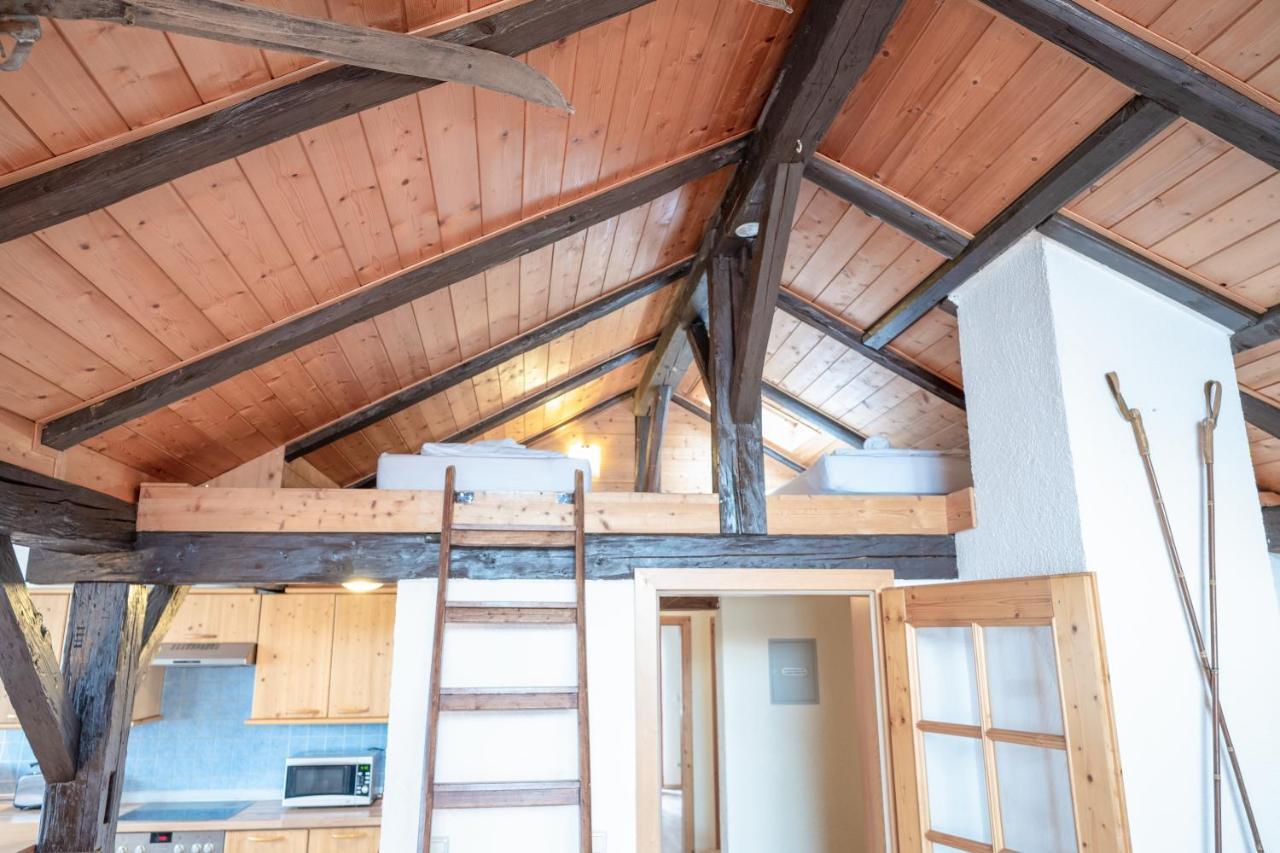 View By We Rent, Summercard Included Apartment